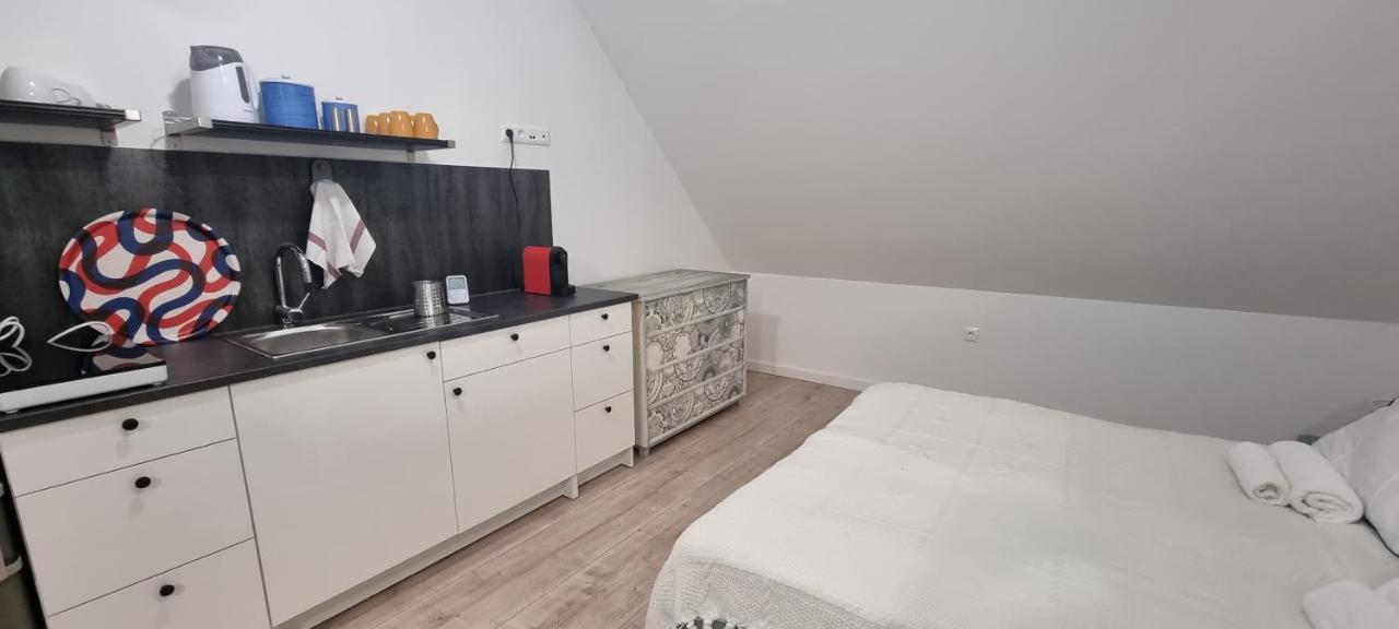 Vankoska Apartman ティハニ エクステリア 写真
