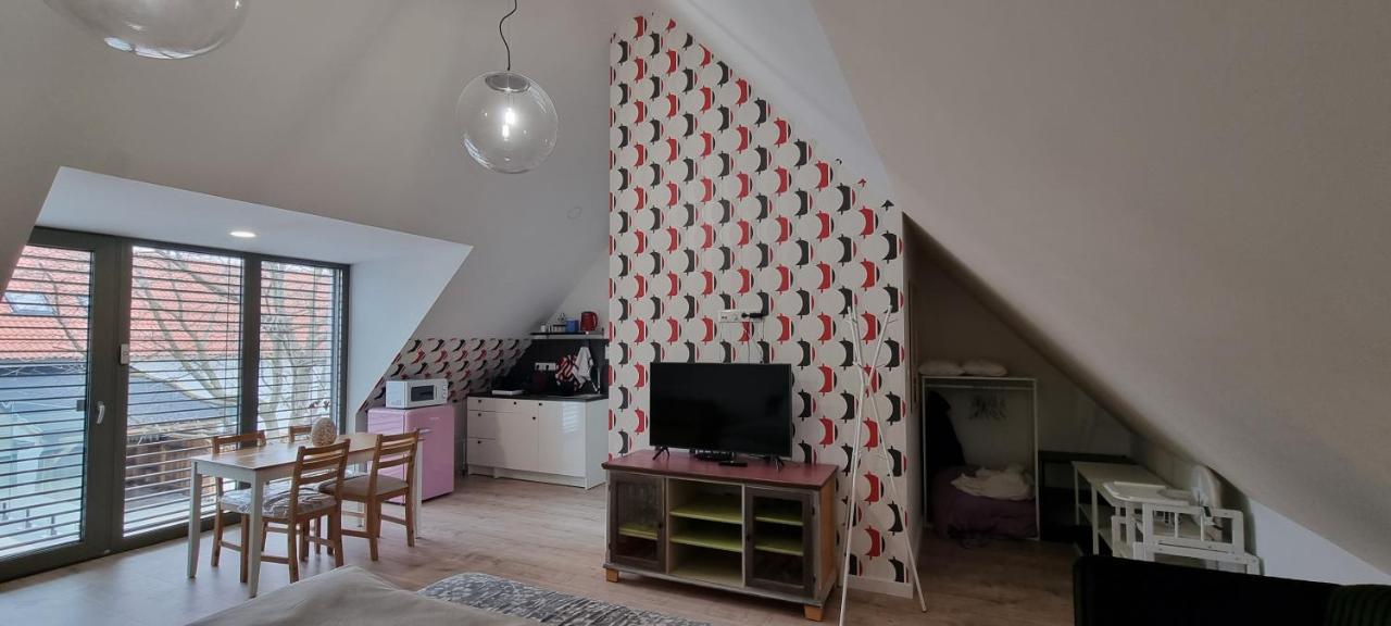 Vankoska Apartman ティハニ エクステリア 写真