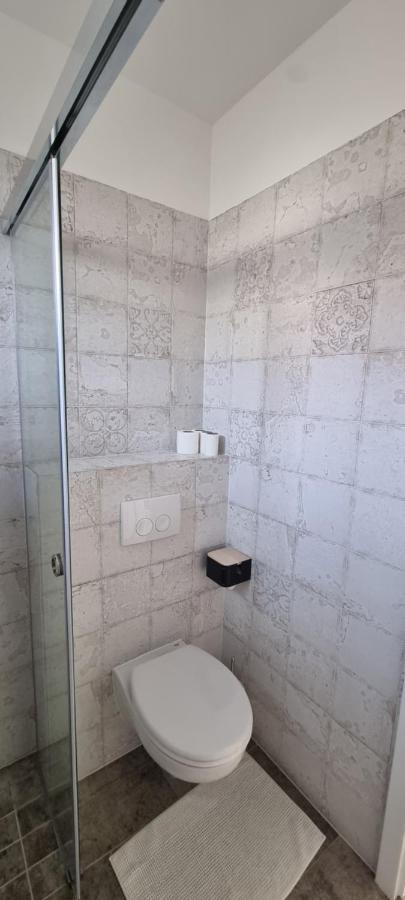 Vankoska Apartman ティハニ エクステリア 写真
