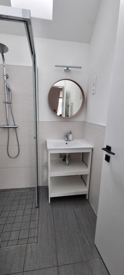 Vankoska Apartman ティハニ エクステリア 写真