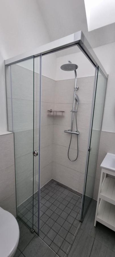 Vankoska Apartman ティハニ エクステリア 写真